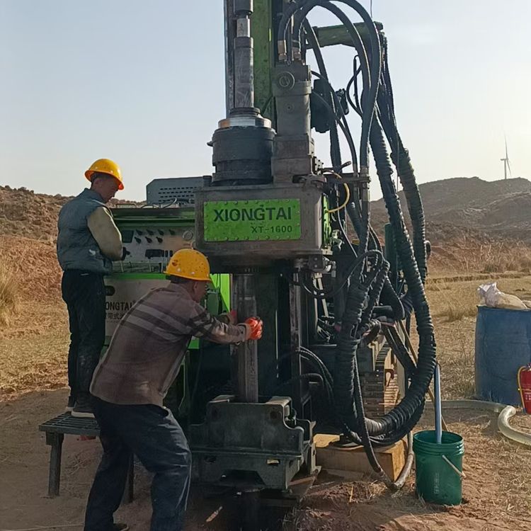 Fully Hydraulic Crawler Drill Rig